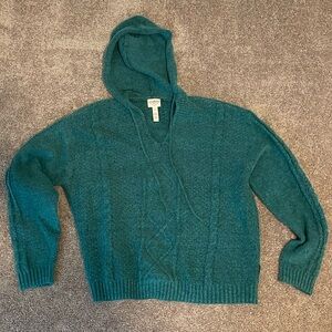 Women’s hooded sweater